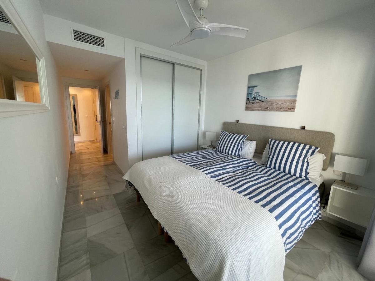 La Nina Del Mar Apartment Benalmadena Bagian luar foto